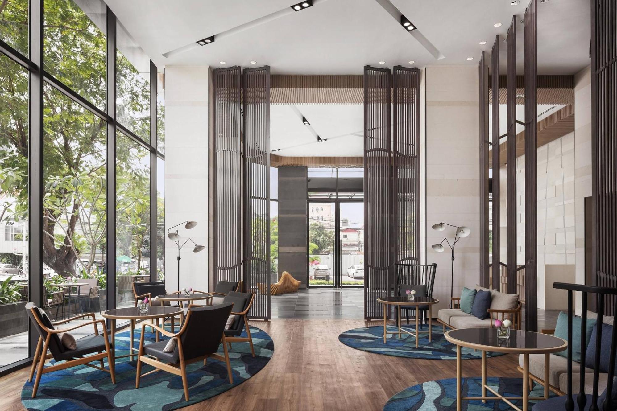 Courtyard By Marriott Phnom Penh Hotell Exteriör bild